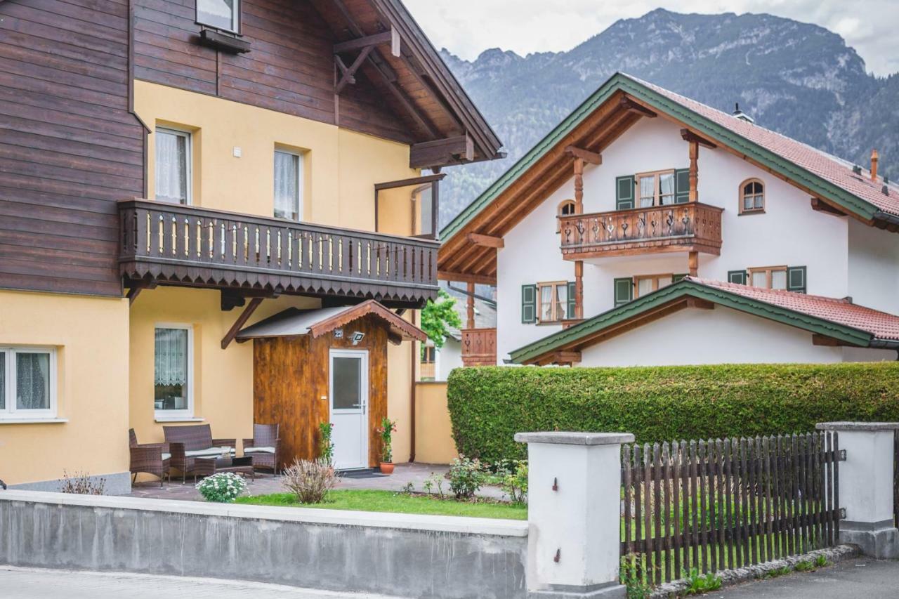 Ferienwohnung Alpi Garmisch-Partenkirchen Exterior photo